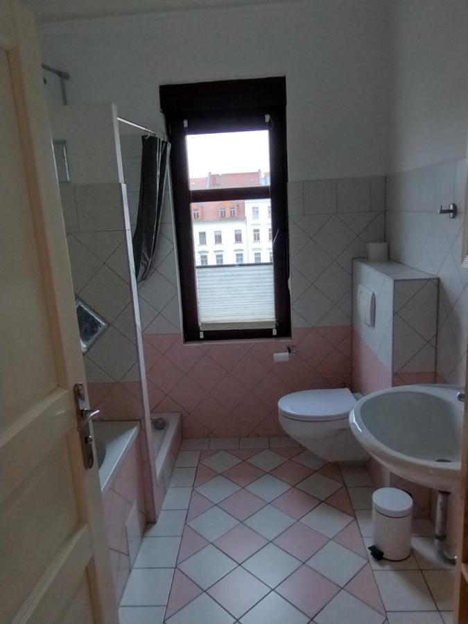 Apartment 4 Raumwohnung 2 Km Vom Hauptbahnhof Entfernt
